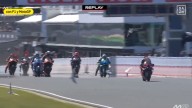 ¡Una bandada de gaviotas da el susto en el GP de Australia! Marco Bezzecchi se llevó por delante a un animal en el circuito