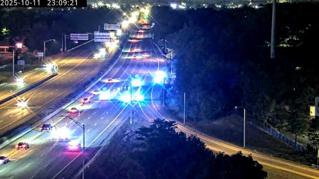 Jeffersontown police investigating fatal crash on I