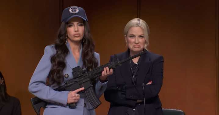 Tina Fey Returns to ‘SNL’ as DHS Director Kristi Noem