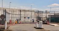 Detenciones de ICE provocan salidas voluntarias de inmigrantes