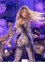 Nuevo amor? Video de Shakira besando a un misterioso hombre causa furor