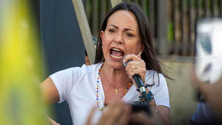 ¡Enloqueció! María Corina Machado alienta narrativa guerrista contra Venezuela desde Fox News