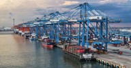 Las exportaciones chinas suben más de un 8% pese a los aranceles