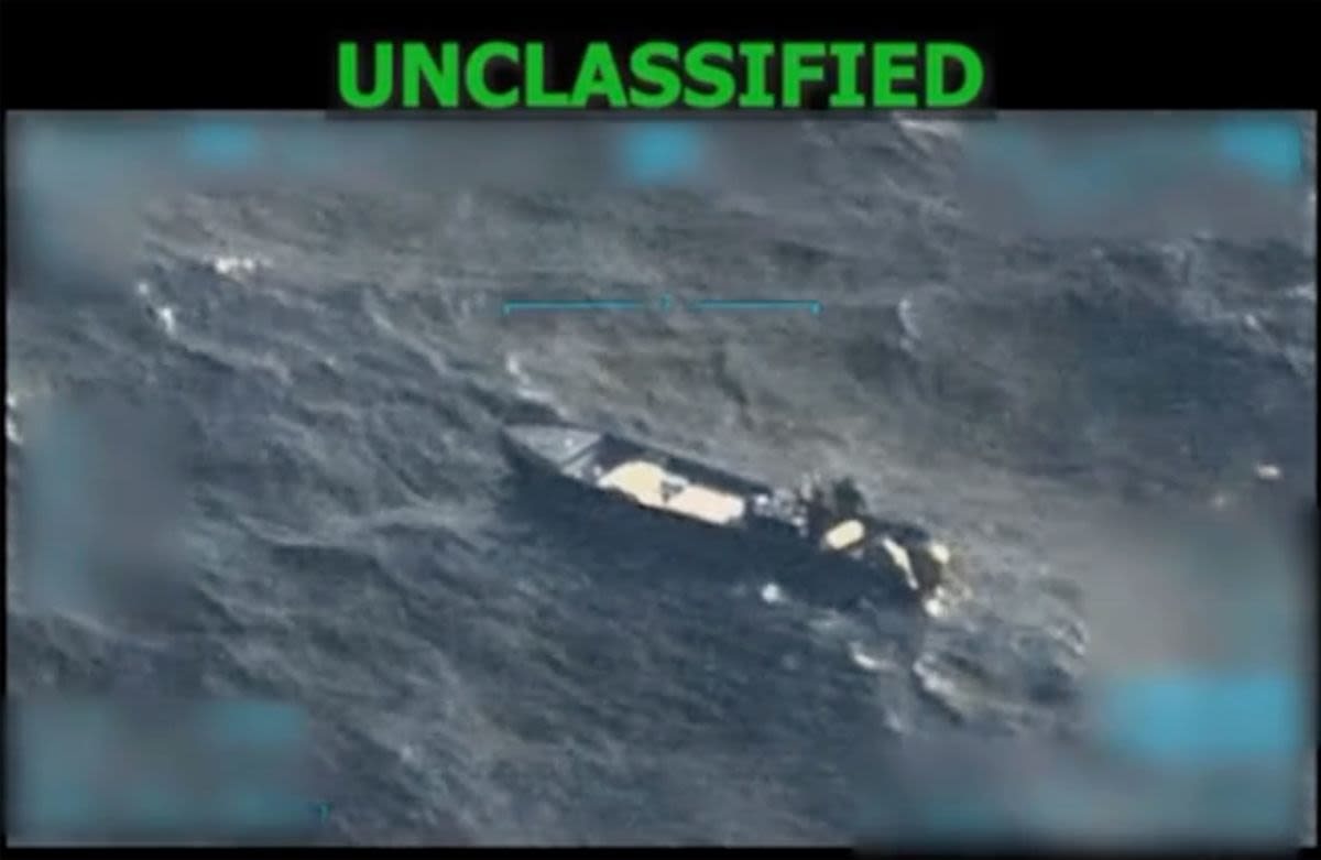 EE.UU. confirmó un nuevo ataque militar a embarcación del narco en el Caribe y hay sobrevivientes
