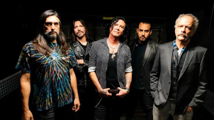 Caifanes revive magia generacional en Auditorio Telmex con show electrizante