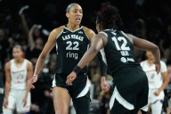 Young's record 21-point quarter propels Aces to 91