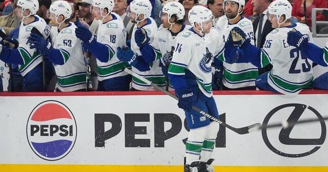 Boeser scores in 4th round of shootout to lift Canucks to 3