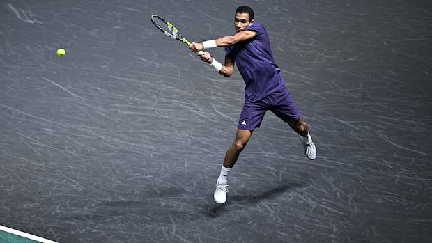 Auger-Aliassime closes in on ATP Finals spot with win over Vacherot in Paris