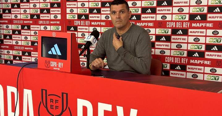 Xavi Molist, tras el Estepona-Málaga CF: "Hemos tenido opciones para empatar"