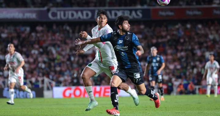Chivas no logra remontar y cae ante Querétaro en la Jornada 14 del Apertura 2025