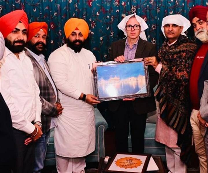 Harjot Bains meets J&K CM, Extends invitation regarding 350thr Martyrdom day of Sri Guru Tegh Bahadur