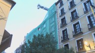 La fachada del edificio siniestrado de la calle Hileras será apuntalada por alto riesgo de derrumbe