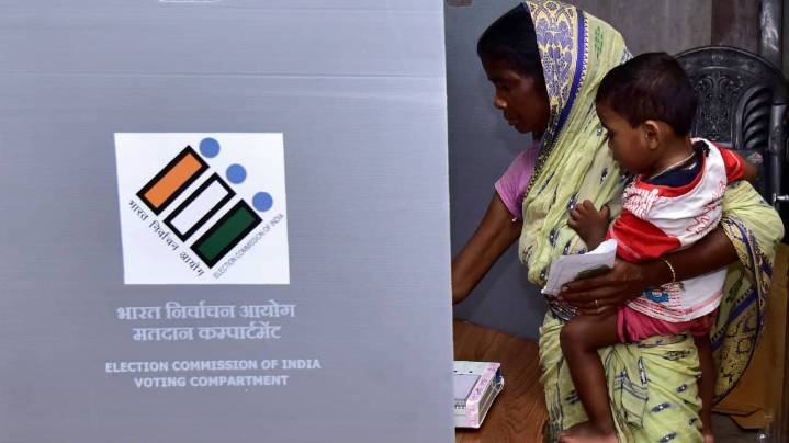 Hold Bihar polls in one phase like you did in Maharashtra: JD(U) to EC