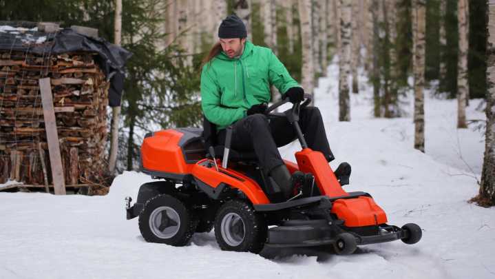 How To Remove The Snow From Your Yard With A Riding Lawn Mower (& If It's A Good Idea)