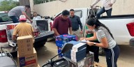Entregan a burócratas enseres y uniformes deportivos por 13.6 mdp
