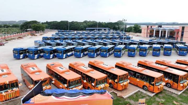 CRUT Limits Ama Bus Operations to 3 PM on Diwali