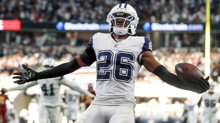 DaRon Bland’s epic pick-6 was almost ruined by sun issue at AT&T Stadium