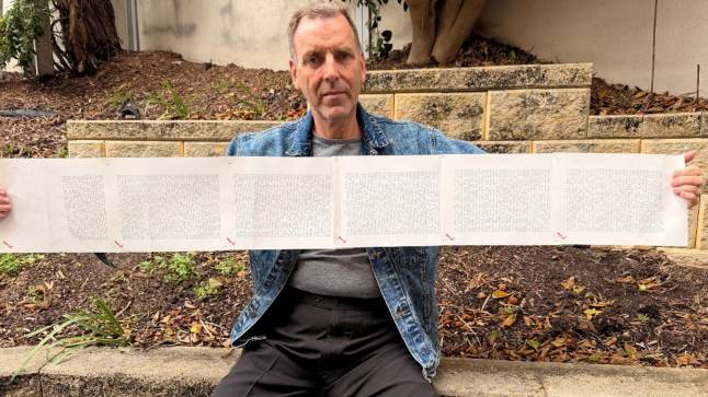 Man has world’s longest name that contains 2,253 unique words