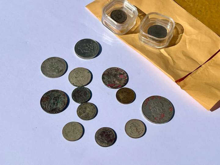 Rescatan monedas antiguas en la Fuente del Pensador; por concluir obras en la Alameda Zaragoza