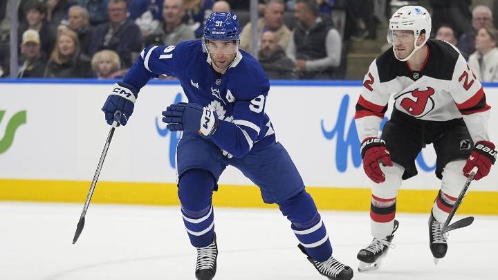 Maple Leafs’ John Tavares gets high praise from Craig Berube after memorable night
