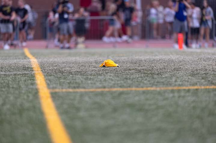 Vote: Who should be the football player of the week for the week of Oct. 6?