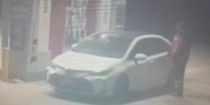 Video: la misteriosa parada de Pablo Laurta antes de asesinar a su ex y a su suegra con el auto del chofer desaparecido