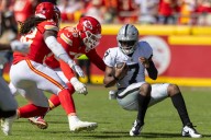 Raiders dominated by Patrick Mahomes, Chiefs in Week 7 in Kansas City