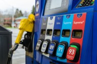 Alberta gas prices are set to dip over Thanksgiving long weekend