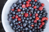 6 Fruits That Help Fight Inflammation Naturally