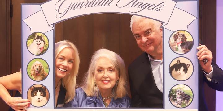 Seinfeld star powers record-breaking fundraising brunch for Fuzzy Friends Animal Rescue