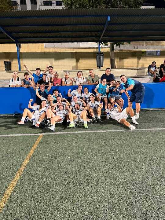 Llega la primera victoria del equipo de fútbol femenino en Segunda Andaluza