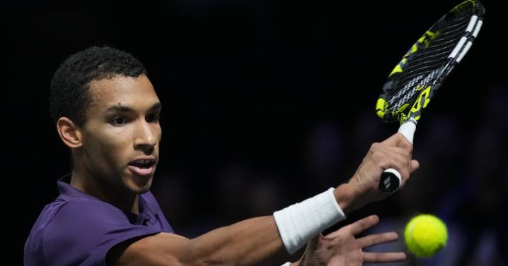 Felix Auger-Aliassime closes in on ATP Finals spot