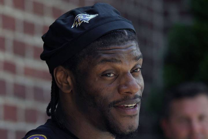 Amazon Prime Announces Award for Lamar Jackson After Ravens Star Put 31 Teams on Notice Baltimore Ravens QB Lamar Jackson gets a huge award on an Amazon Prime show while the receiver predicts a domina
