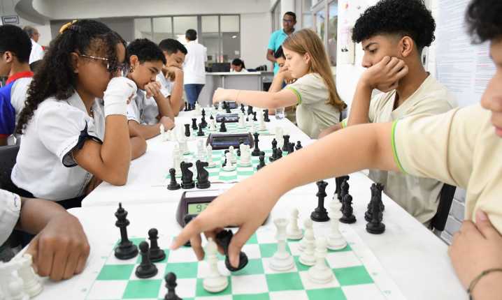 Más de 120 estudiantes participaron en el VII torneo Intercolegiados de Ajedrez organizado por Colcomfacesar
