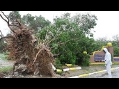 Hurricane Melissa reportedly ripping roofs off buildings, causing widespread flooding in Jamaica