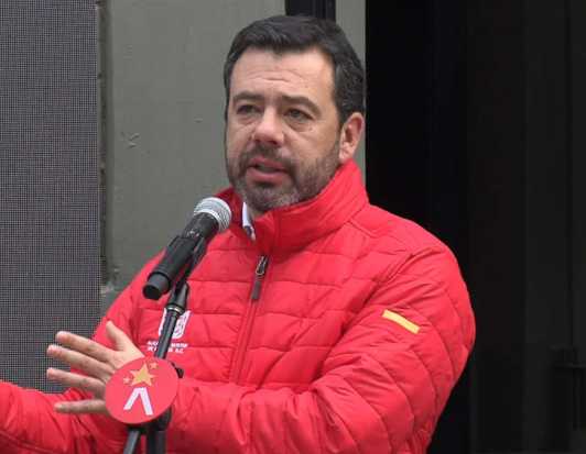 Alcalde de Bogotá exige a Petro convocar una manifestación pacífica este viernes