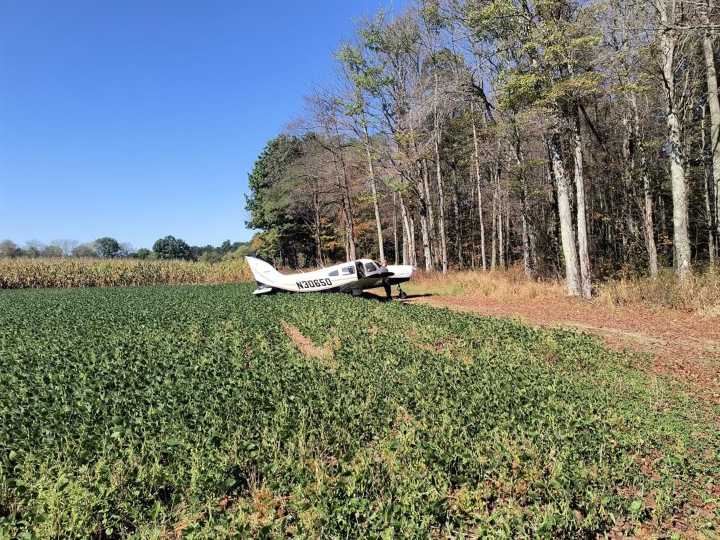 Fuel tank on empty, plane makes emergency landing in Trumbull County