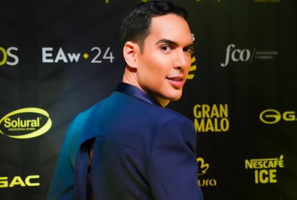 ¿Influencers del Bienestar? Un Tal Fredo dará becas universitarias y se desbordan las peticiones