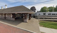 Garden City woman arrested for DWI after crashing onto LIRR tracks