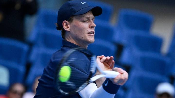 Sinner Targets No. 1 Amid Paris Masters Surprises; Zverev Moves Forward