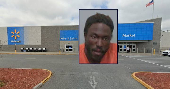Naked Florida man chased Walmart employees and then fled into the woods, police say