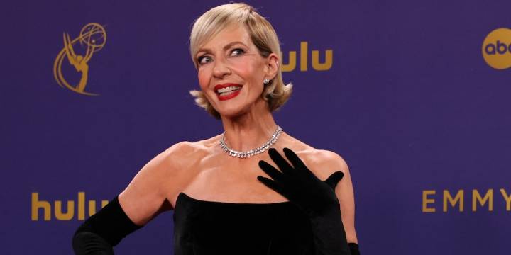 La rutina de Pilates con la que Allison Janney se mantiene en forma a los 65 años