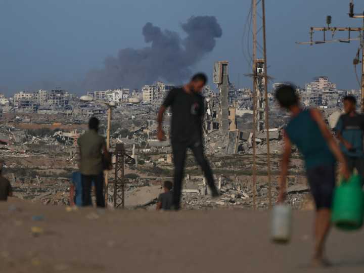 No letup in Israeli attacks on Gaza as ceasefire talks enter third day