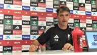 Pacheta parece estar muy enfadado por la situación que va a sufrir el Granada CF