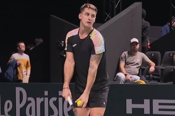 Carabelli ganó el duelo de argentinos y se le viene un obstáculo durísimo en el Masters 1000 de París