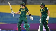 South Africa knock Pakistan out in rain-hit clash, storm to top of table