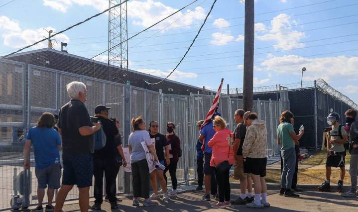 Court scrutiny of ICE mounts as judge rules warrantless arrests violated order