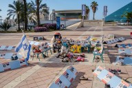 Israeli hostages and Palestinian prisoners released after nearly two years of war