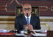 Jorge Rodríguez advierte sobre planes terroristas contra Embajada de EEUU en Venezuela