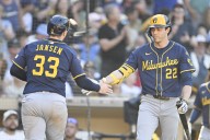 Steve Makinen’s MLB Playoff Picks from Betting Splits and Systems for Saturday, October 4